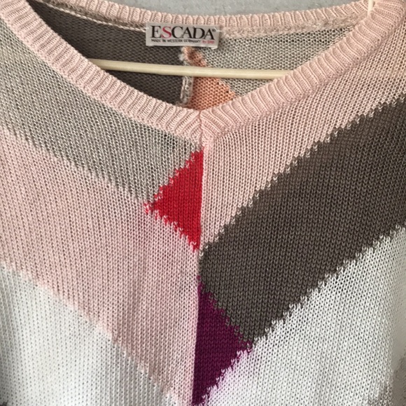 ESCADA linen geometric vneck sweater - Picture 8 of 12
